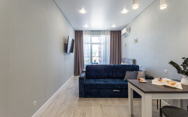 Uyutnaya Kvartira S Balkonom Alleya 304 Flat