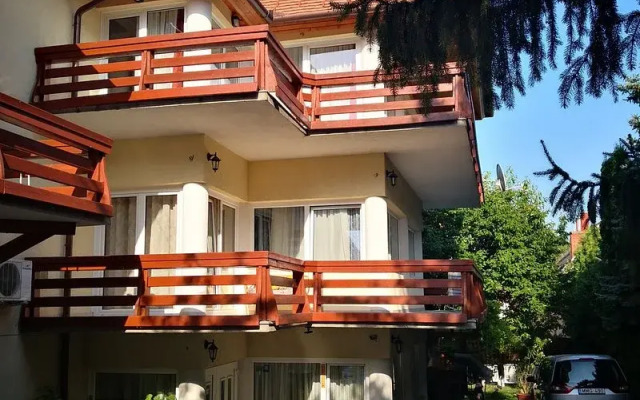 Lux Villa