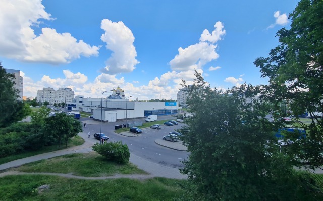 Na Bulvare Nepokorennykh 65 Apartments