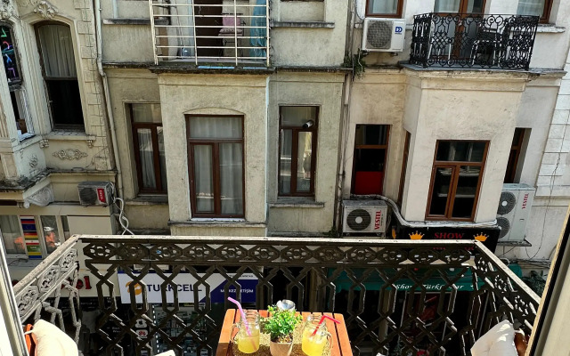 New Pera Hotel