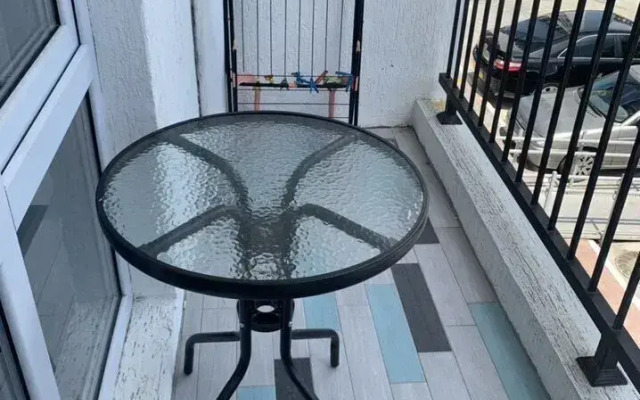 Studiya 13 Na Ulitse Gaydara 22 Flat