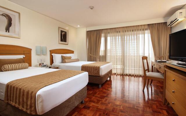 Отель City Garden Suites Manila