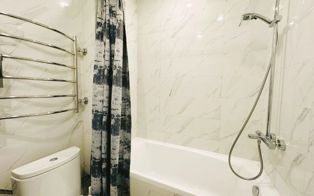 Nasutki38 Lyuks v Tsentre s vidom Apartments