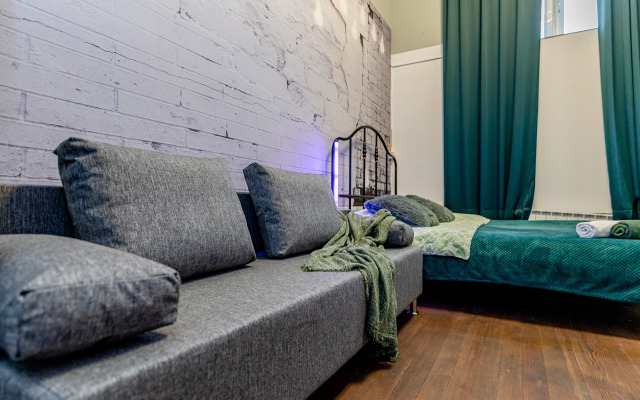 Апартаменты Жуковского 1/2/10с2 (303)