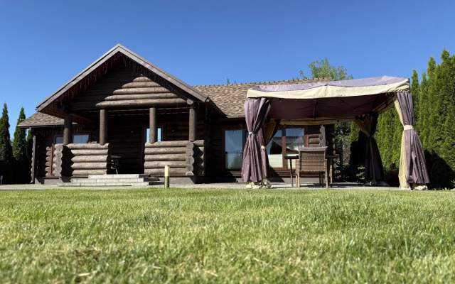 Gostevoy Domik Guest House
