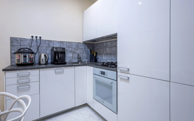 Myhomeyourhome na Fadeeva 34 Flat