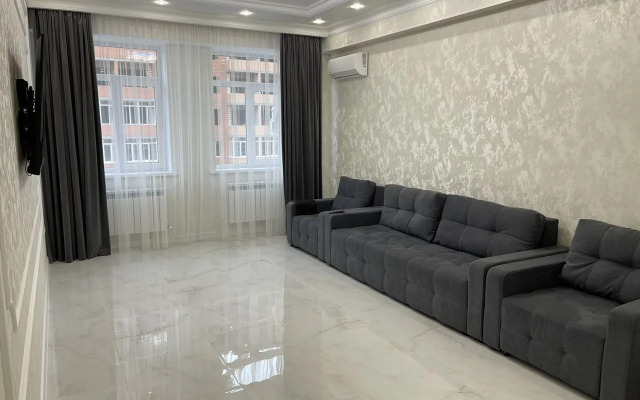 Elitnaya V Tsentre Goroda Flat