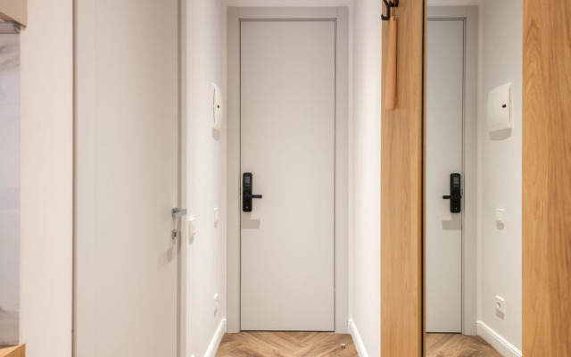 "Deluxe with Bar Counter" in Modern Design Apartments near Dinamo Metro