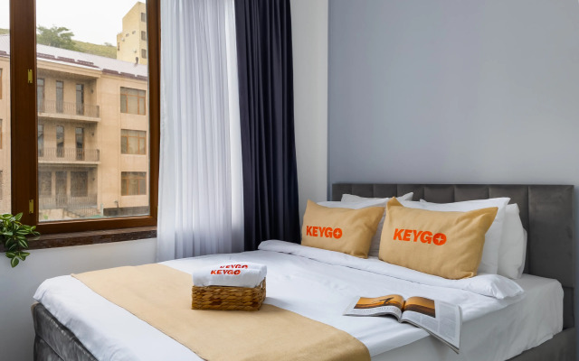 KeyGo #0134 Studio near the Cascade Complex Apartments