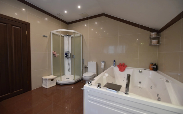 Частный дом Коттедж 3-х этажный