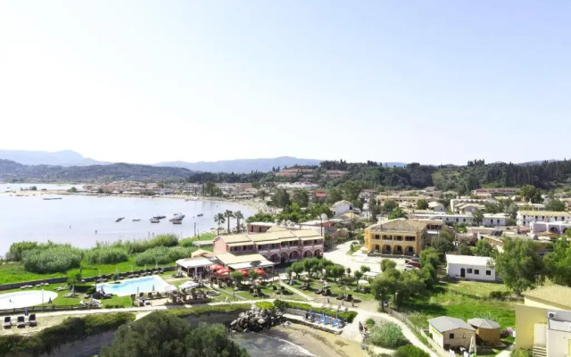 Canal D'Amour Village Apartments