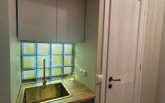 U Baltiyskogo Vokzala Flat