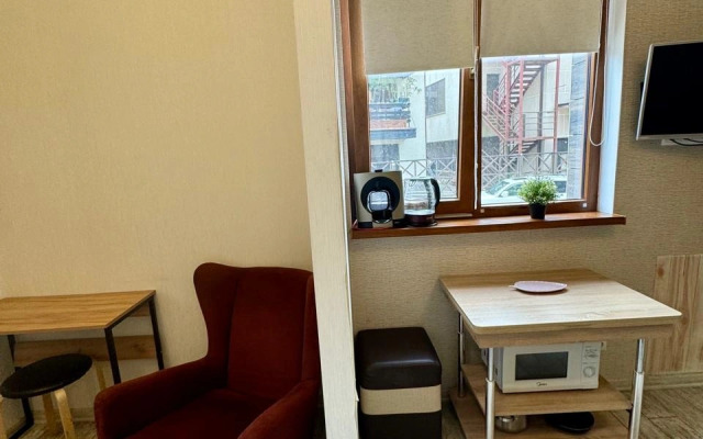 Studiya S Balkonom V Tsentre Estosadka Flat