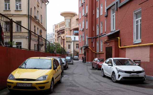 Квартира GM Apartments Атмосферная четверка на Чистых прудах