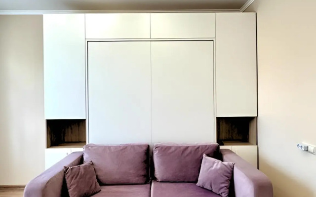 Okolo Metro Flat