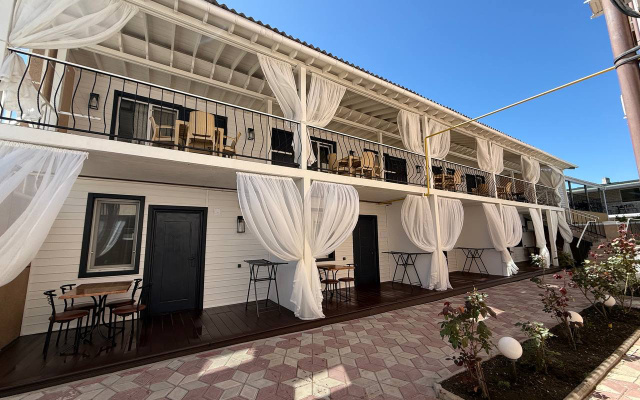 Gostevoj Dom F-otel'