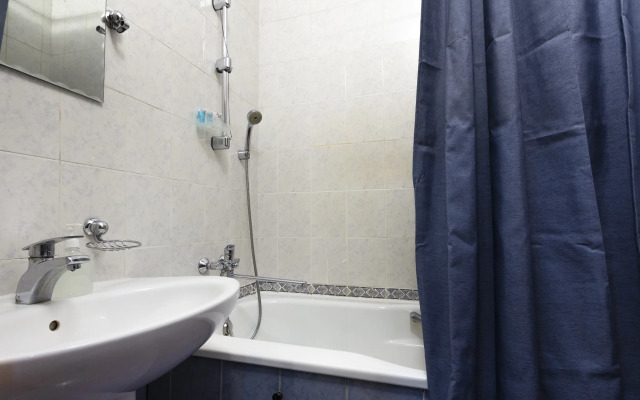 01 Samiy Tsentr. Idealno dlya Komandirovannykh i Turistov Apartments