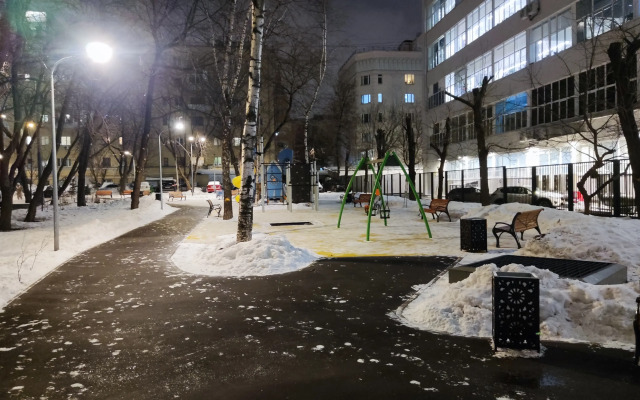 2-kh Komnatnaya Kvartira U Metro Polyanka Flat