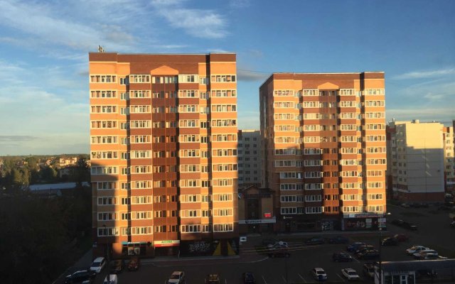 V Novom Mnogoetazhnom Dome Flat