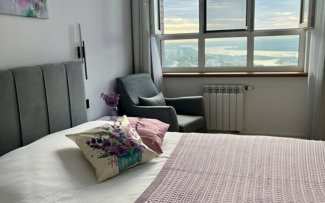 S prekrasnym vidom na Volgu Flat