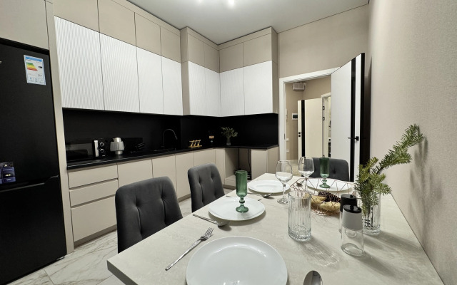 Loft V Elitnoy Novostroyke V Tsentre U Parka Flat
