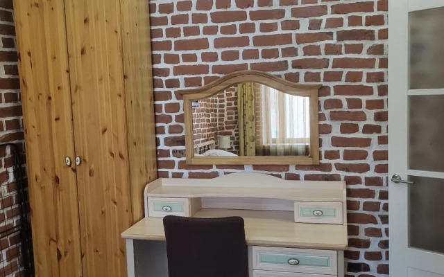 Апартаменты Логово Румс Двухкомнатные Пятиместные