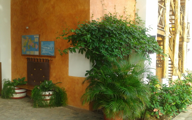 Residencia Del Paseo Apart-Hotel