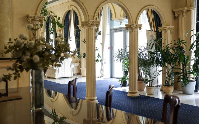 Gostinichnyj kompleks Stavropol Park Otel Hotel