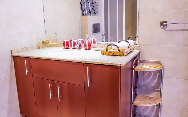 Premium 1 BR with Partial Dubai Marina View