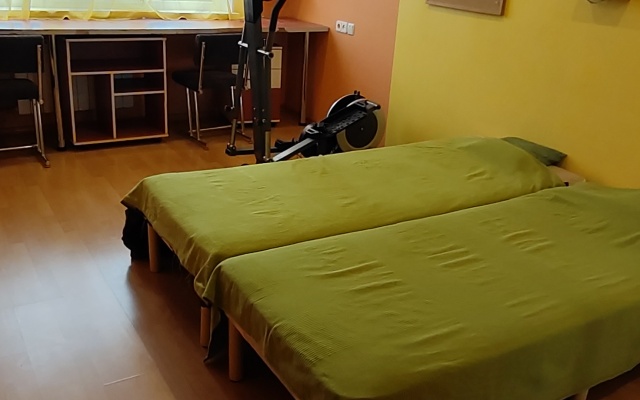 Квартира 3-комнатная на Строителей 37