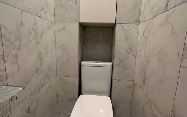 Pronina Aparts u Pionerskoy Apartamenty