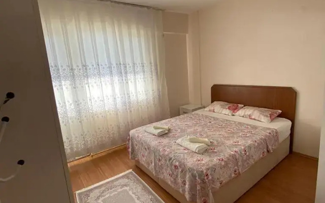 Cesme Aile Dostu Havuzlu Villa