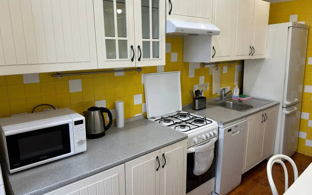 Квартира Двухкомнатная на м Маяковская