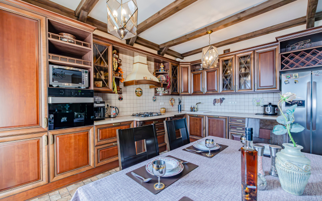 Rustic Luxe in Heart of Kazan Flat