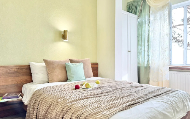 Квартира стильная в горах Ялта