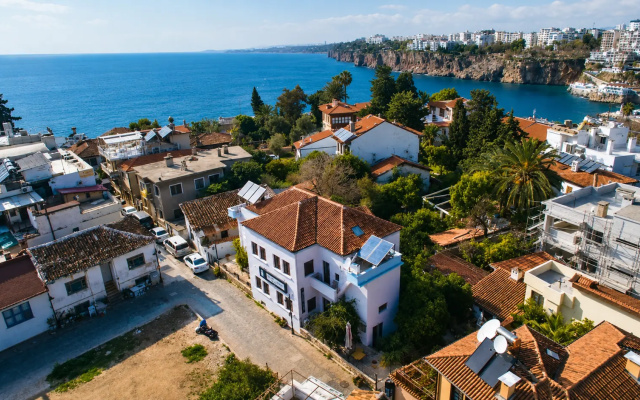 Hadrianus Boutique Hotel