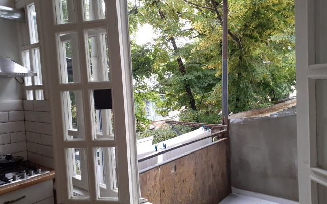 Woodmood Marjanishvili Hostel