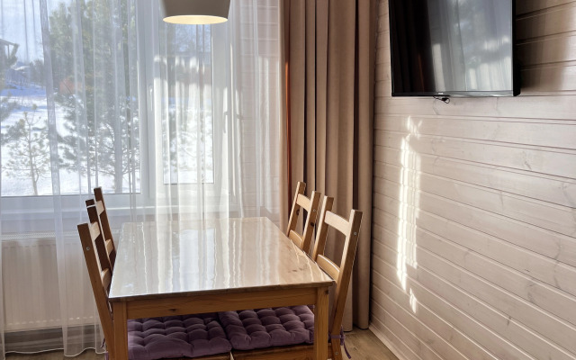 Частный дом у реки 2