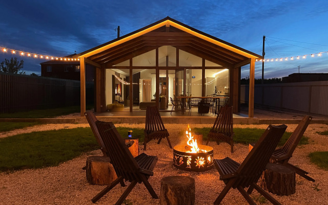 Prostorny Barnkhaus S Panoramnymi Oknami Private House