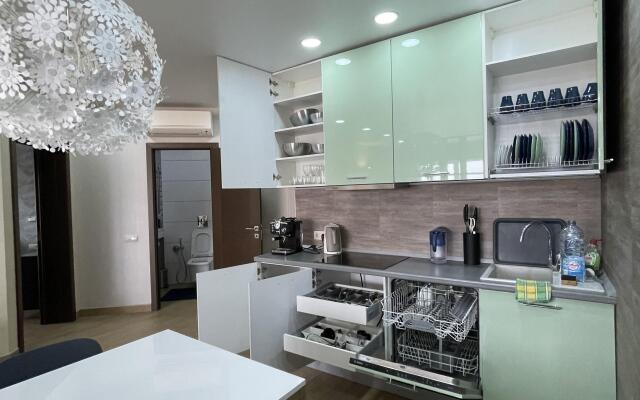 Апартаменты Двухкомнатные в Центре с Панорамным Видом 6 Этаж