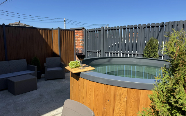 Апартаменты Азов лофт с видом на море