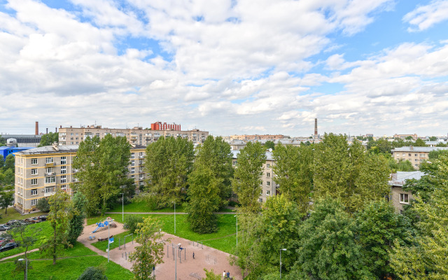Yevro 2 U M. Kirovskiy Zavod Flat