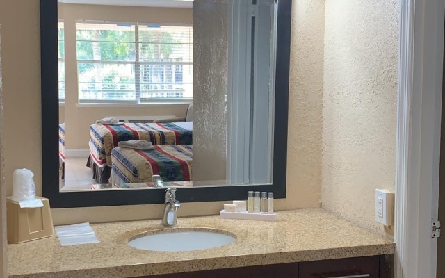 Apm Inn Hotel