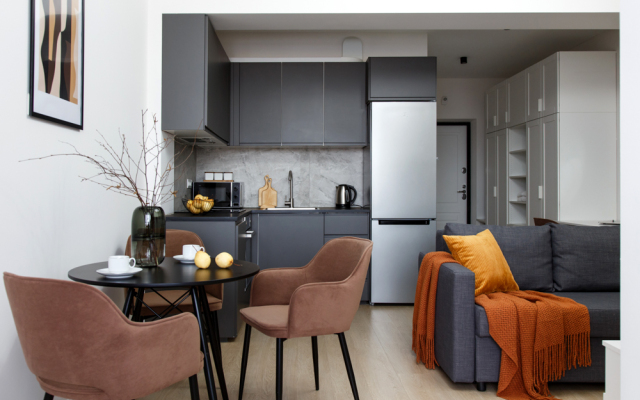Studiya Na Tsesovskoy Naberezhnoy Apartments