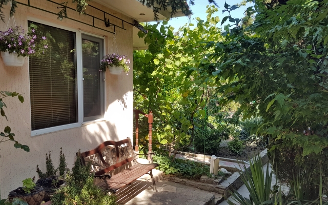 Apartment Golitsyna 19