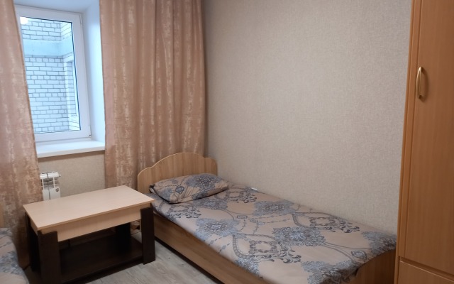 Tranzit Yevrotryoshka na Okruzhnom shosse Apartments