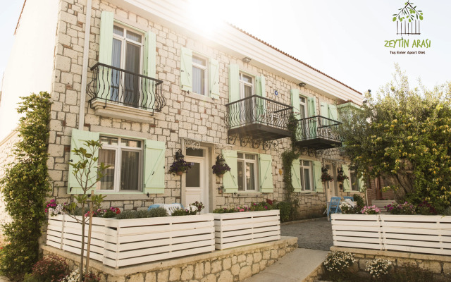 Zeytin Arası Apart Otel