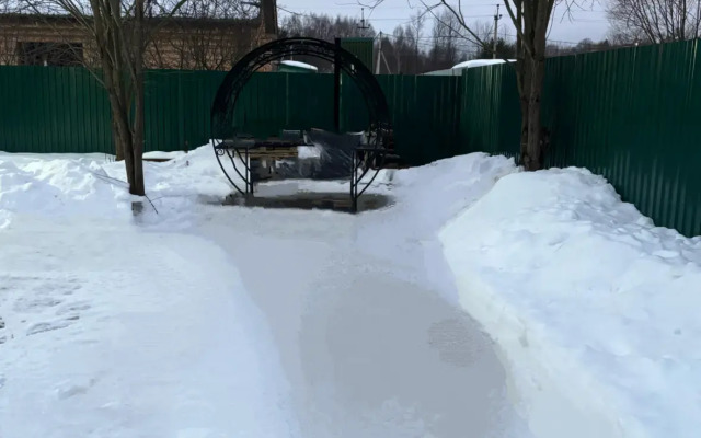 Yakhroma Guest House