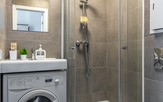 Uyutnaya Studiya U Metro Krasnoselskaya Apartments