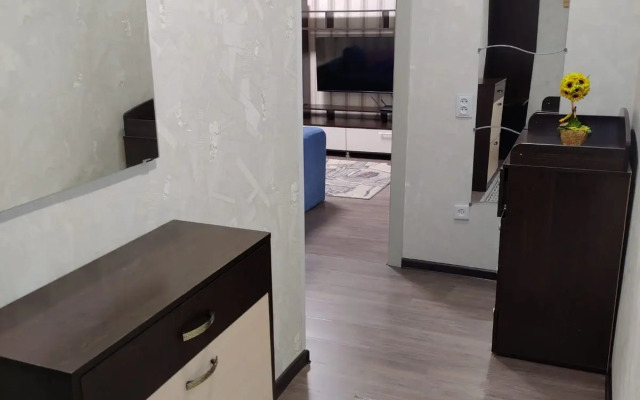 Na Narodnoy Flat
